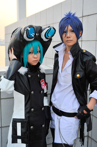 球王直播网:小龙女见成龙遭拒 不惜割腕离家出走(图1) 球王直播网地址不行了